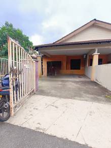 (Open facing) Semi-D Pelindung Perdana Kuantan
