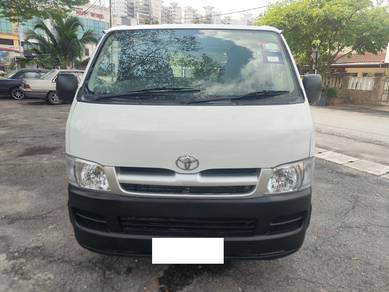 Toyota Hiace 2.5 (M) Panel Van