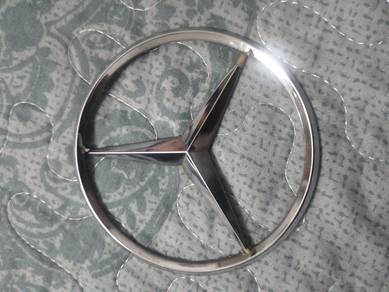 Mercedes logo
