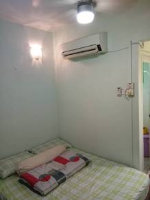 MASTER BEDROOMS WITH 1-FIXED CARPARK Desa Delima APT Fully Furnished