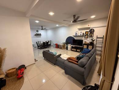 URGENT SALE Gated & Guarded 2 Storey Terrace Desa Seringin Nilai