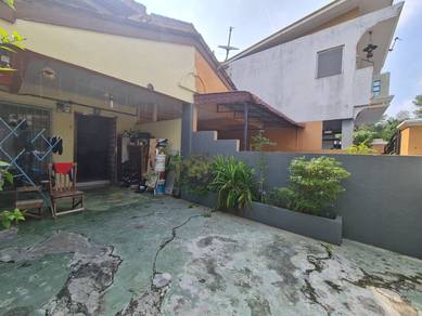 END LOT Double Storey Terrace Blok 26 Jalan Hijau Bandar Tasik Puteri