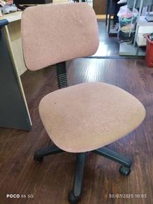 Kerusi Ofis