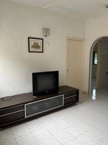 Farlim Sakura Flat 614sqft 2-Bedrooms Renovated with Kitchen Cabinet