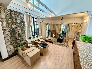 Bungalow 2 Storey Kampung Tunku, Petaling Jaya.