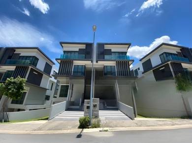 Freehold 3 Storey Semi D @ Desa Hill Villas, Desa Petaling