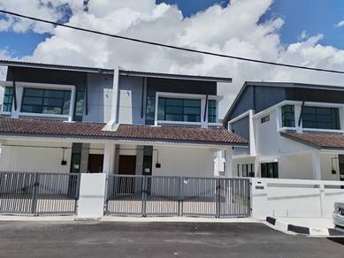Master room at ⭐Ambay Garden @ Pearl City⭐,✅Simpang Ampat. Batu Kawan.