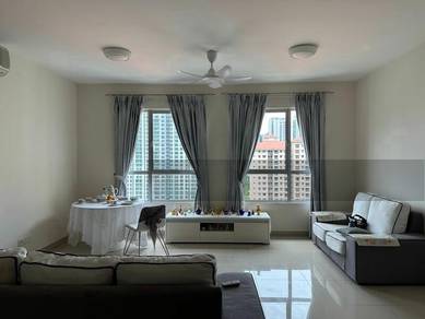 Block E/ High Floor/ Strategic Location/ within Living Conveniences