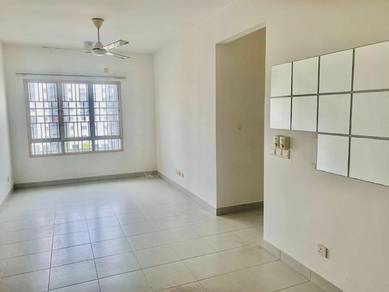 Seri Intan Apartment Setia Alam with kitchen cabinet and aircond