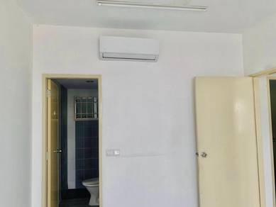 Seri Intan Apartment Setia Alam with kitchen cabinet and aircond