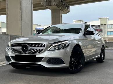Mercedes Benz C200 W205A (CKD) 2.0 (A) AMG