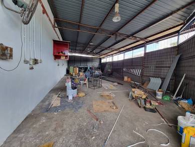 [ Good Condition ] Bungalow Factory Corner Unit! Pandamaran Port Klang