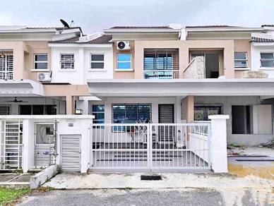 2 Storey Terrace House, Jalan Alam Suria 15/4/1, Bandar Puncak Alam