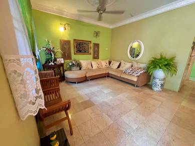 Rumah Cantik di Taman Bertam Jaya