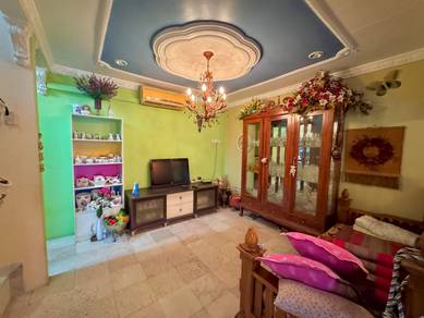 Rumah Cantik di Taman Bertam Jaya