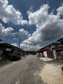 Full loan nice taman putri double storey terrace house kulai senai