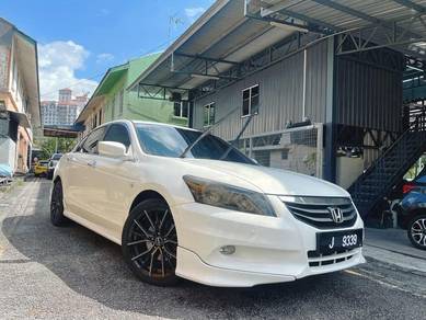Honda ACCORD 2.0 VTi FACELIFT (A)NiceCar