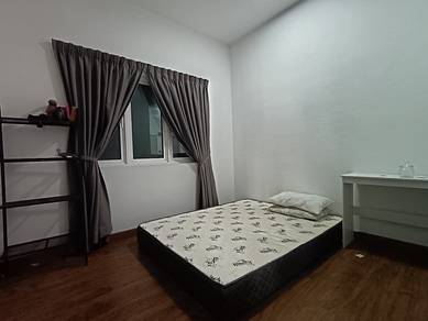 Boulevard basic unit for rent