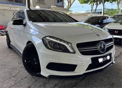 Mercedes Benz A250 2.0 AMG LINE (A)