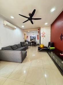 Royal Domain Sri Putramas 2 jalan kuching semi furnished