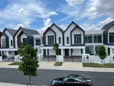 Partially Furnished 2sty Eco forest Semenyih Kajang Selangor