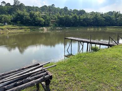 14 EKAR TANAH, 10 KOLAM IKAN, Jalan Hulu Yam Batu Caves