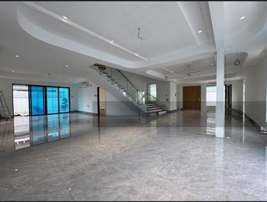 2 Storey Bungalow @ Taman Taynton View Kl