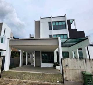 Tenery Residence (Nearby Galacity), 3 Storey Detached House For Sale