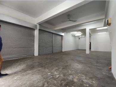 Rosmerah Johor Jaya Ground Floor Shoplot Facing Main Road