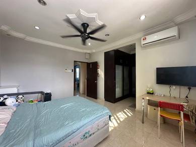 FULLY RENOVATION 2 Sty House Taman LEP Equine Park Seri Kembangan