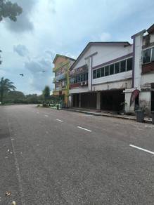 Taman impian emas shop lot
