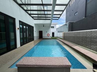 Fully Furnished 3 Storey Bungalow @ Country Heights, Kajang