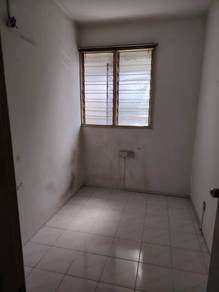 Happy Garden Apartment Flat 1st Floor Kuchai Lama Maju Taman Gembira