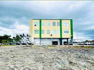 3 Storey Shoplot Corner Lot   @ Moyan,  Batu Kawa