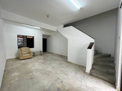 Jalan Putra @ Taman Sri Yaacob,Skudai  (2 storey Medium Cost House)