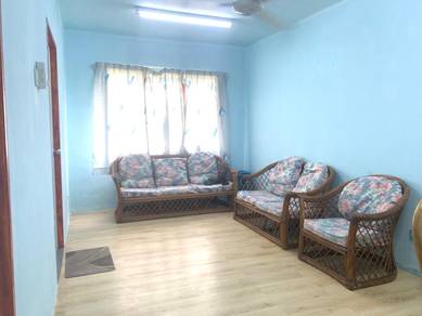 Bilik untuk disewa Apartment Teratai Taman Bunga Raya Bukit Beruntung