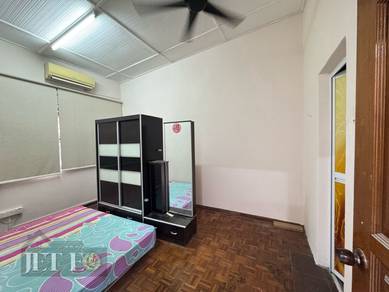 Taman Palm Grove, Klang  - Single Storey Terrace End lot Unit For Rent