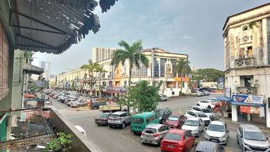 Flat Taman Kinrara For Sale