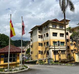 Seri Baiduri Apartment🎈3R2B1CP Partial Furnished unit Available!