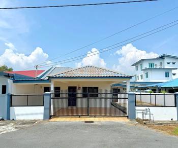 Renovated Single Semi Detached at Desa Pujut, Permyjaya
