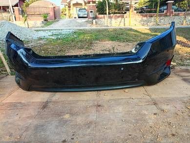 Bumper belakang Honda Civic 1.8  Turbo