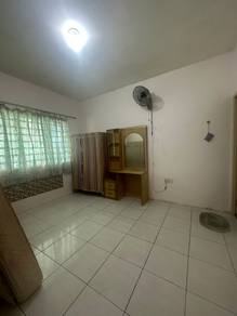 Samarahan single Storey house for rent Location:8 Lor Uni Lodge 3 3 be