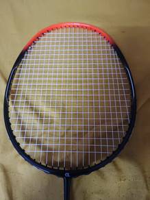 Raket badminton