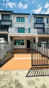 2.5Storey Terrace House@ Tmn Pulai Mutiara