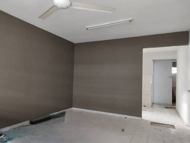 Taman Lip Sin Apartment (Block 1) 700SF P/Renovated **NEWLY PAINTED**