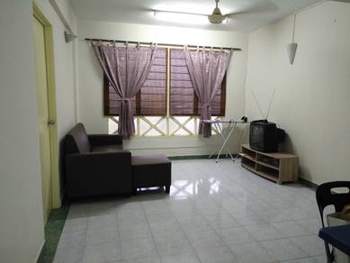 Taman Serendah Sg Pinang Corner* 3-Bedrooms RENOVATED AMPLE PARKING