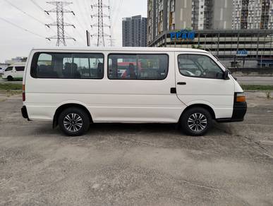 2005 TOYOTA HIACE 3.0 WINDOW VAN Full Loan Aircond