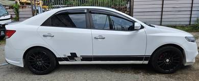 Kia FORTE 1.6 SX (A) PushStart PaddleShift