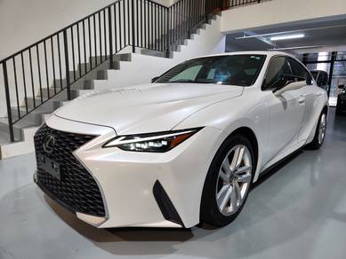 Lexus IS300 2.0 (A) 360CAM BSM BLACKLEATHER