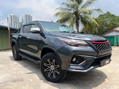 Toyota HILUX 2.8G VNT (A) R/CAM push start